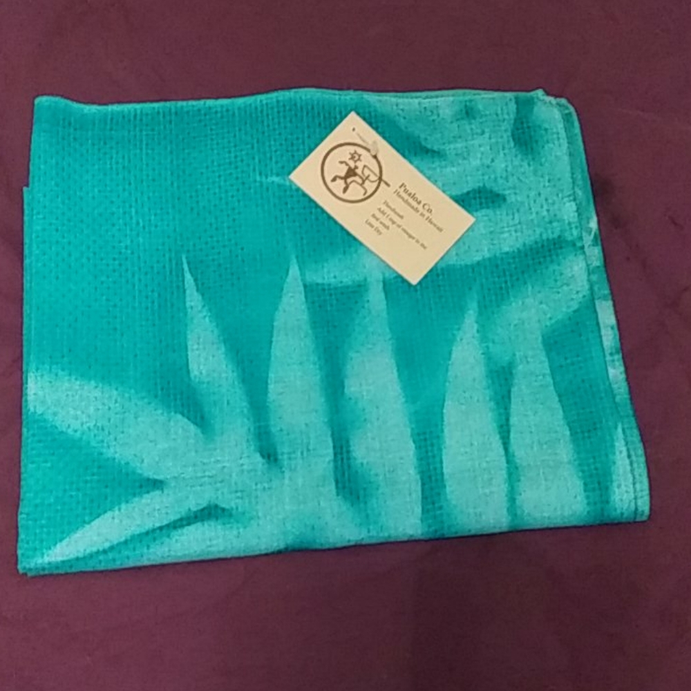 Hawaiian dress wrap.